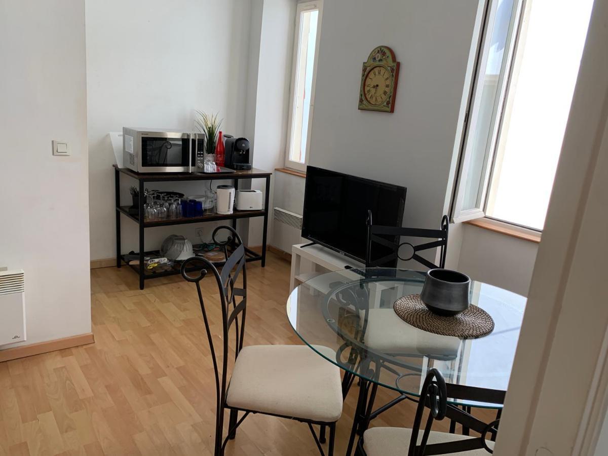 Biarritz Centre, Pres Avenue De Verdun, Cosy Apt 2 Pieces , Salon , Chambre Separe, Rue Tres Calme A 10 Minutes A Pied De La Grande Plage Dış mekan fotoğraf