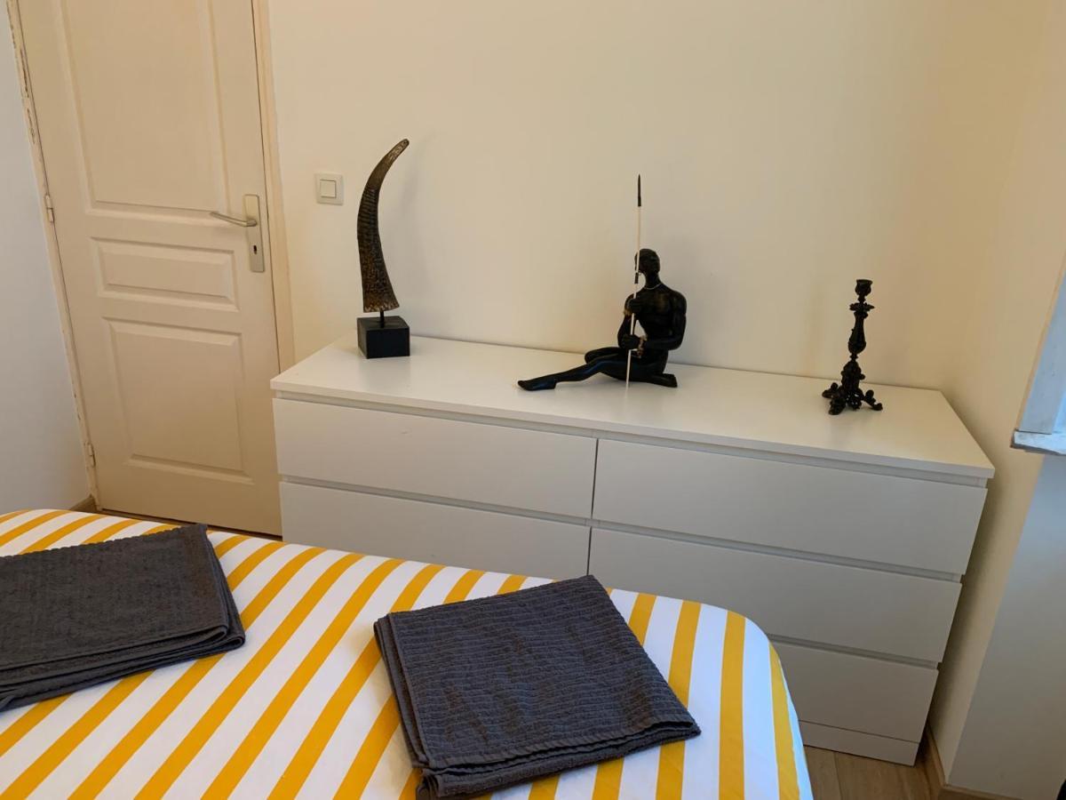 Biarritz Centre, Pres Avenue De Verdun, Cosy Apt 2 Pieces , Salon , Chambre Separe, Rue Tres Calme A 10 Minutes A Pied De La Grande Plage Dış mekan fotoğraf